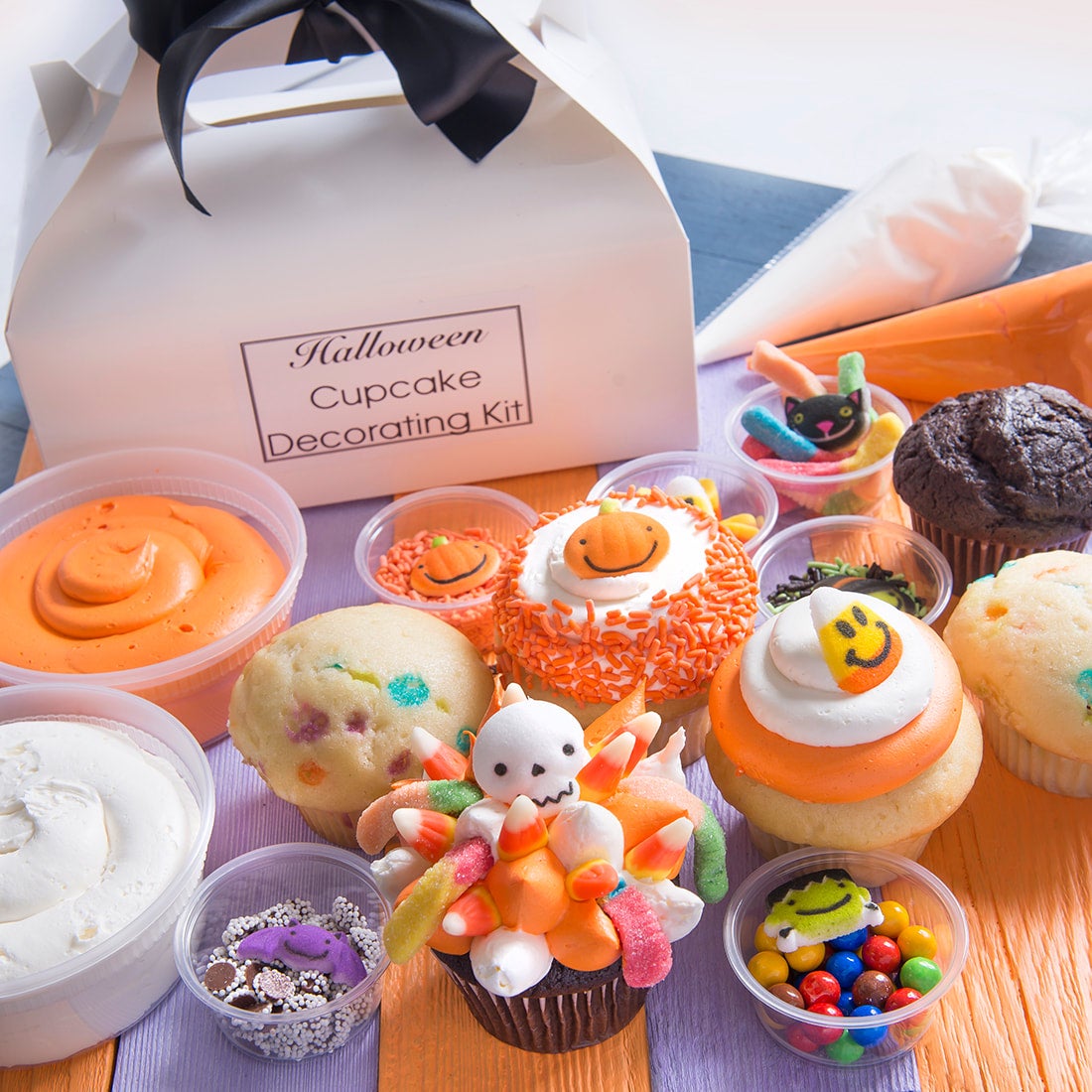 Cupcake store frosting kit